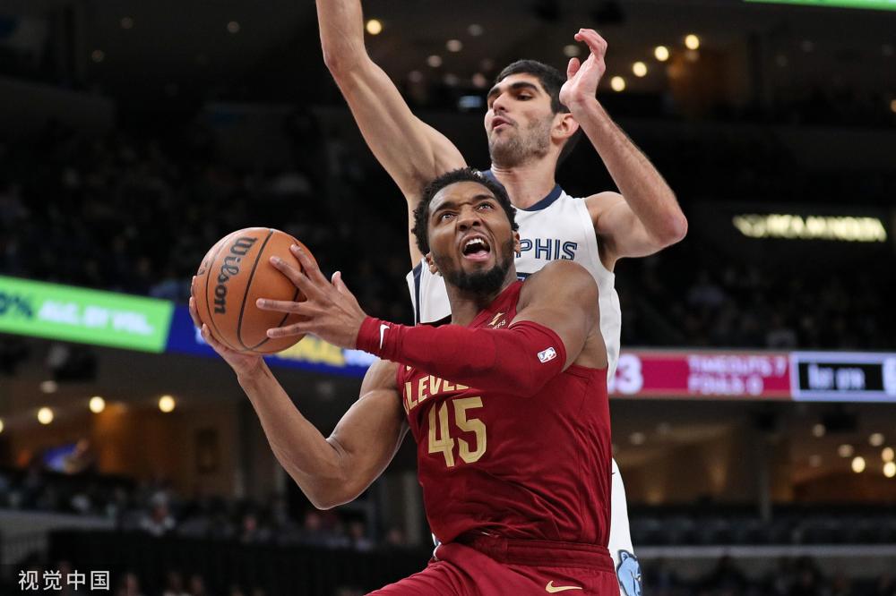 的舞台上 的舞台上