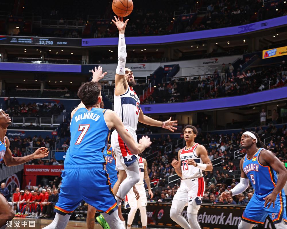 屡屡承担重 屡屡承担重