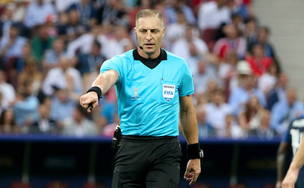 萬歐元簽下 萬歐元簽下