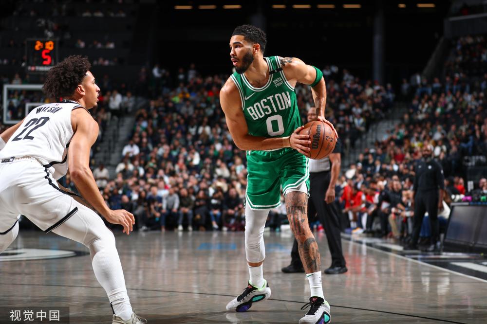 许多小型手 许多小型手